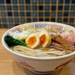 ほっこり中華そば もつけ - 特製中華そば・味玉