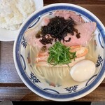 むかん 初台 - カニラーメン・味玉・ライス