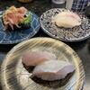 Kaisen Sushidokoro Tafu - 手前がカンパチ、奥が真鯛と桜エビ