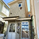 ピオニーズティールーム - 店舗入り口