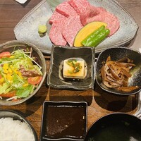 近江牛専門店 万葉 まえだ亭 - 