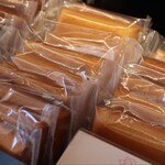 ラ・ローズ・ジャポネ - フィナンシェ