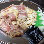 地鶏の元 - 「さしみ（大）」（550円）