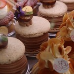ラ・ローズ・ジャポネ - ケーキショーケース