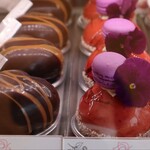 ラ・ローズ・ジャポネ - ケーキショーケース