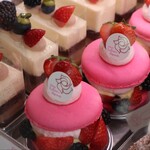 ラ・ローズ・ジャポネ - ケーキショーケース