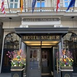 Restaurant Rote Bar - 