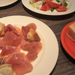 Grigio la tavola - 