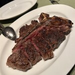 37 Steakhouse & Bar - 