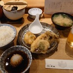 天ぷらめし 金子半之助  - １巡目の天ぷらとご飯味噌汁がやってきました