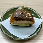 さんま半立ち食堂 - 海老カツバーガー