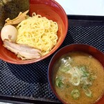 帯広豚丼・つけ麺 甚平 - つけ麺