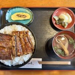 炭火焼うなぎ 東山物産 - 