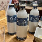 大甚 - ２人でこんな銚子で クイクイいっちゃいますよ。