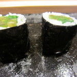 すし匠 - セリの海苔巻き
