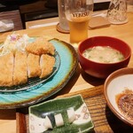 とんかつ 屋方 - 