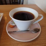 カフェ オハナ - ◯コーヒー
このコーヒーカップ、何だか大きいよねえ❕

持ってみえた時に
一体、何が来るんだ❔と疑問に思った程

酸味の広がり感があり、苦みのバランスの良い味わい