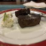 炭火焼ステーキ 岡田 - 