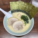 Konshinya - 塩ラーメン+チャーシュートッピング(まくり券)