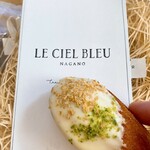LE CIEL BLEU - 