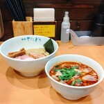 麺屋 そにどり - 期間限定 夜限定 自家製辛つけ麺(限定) + 豚足