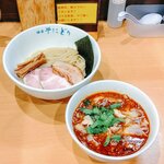 麺屋 そにどり - 期間限定 夜限定 自家製辛つけ麺(限定) + 豚足