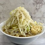 らーめん 虎丸 - ラーメン(300g) ¥980-(税込)
            ※コール(ニンニク、野菜)