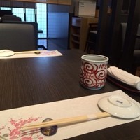 おたる政寿司 新宿店 - 比較的ゆったり
                