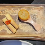 湯布院温泉　御宿　由布乃庄 - (前菜)左から「チーズロール」「金柑煮」