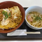かつさとJr. - 料理写真:ヒレかつ丼と小うどんセット