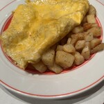 Eggs'n Things - Omelets　（ポルトガルソーセージとチーズ、チーズ：ペッパージャック、付け合わせ：グリルポテト）