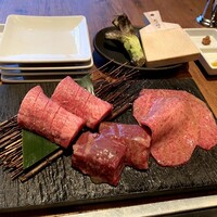 焼肉うしごろ 西麻布本店 - 