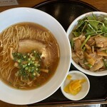 醍醐味 - ラーメンと焼肉丼セット