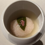 Iru Chipuresso Gion - あまだい　桜餅