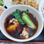 栄屋うどん店 - 