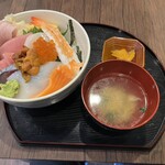 寿司 Dining なぶら - 海鮮上ちらし