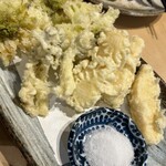 Oshokujidokoro Shunsai Ik Kon - 季節の野菜の天ぷらも出来立てアツアツ！