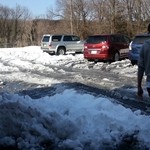 ラーメンショップ - 26.2大雪後の駐車場　店主も雪かき