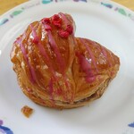 RINGO - 焼きたてカスタードアップルパイ  ダブルベリー(^^)
      