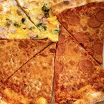 Henry's PIZZA - 