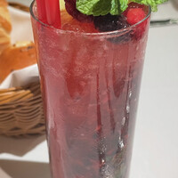 ウルフギャング・ステーキハウス 丸の内店 - ミックスベリーヴァージンモヒート