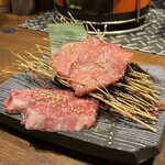 炭火焼ホルモン ぐう - 