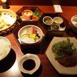いせもん本店 - 三段弁当ランチ（神路山弁当）