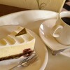 ブランジェリー ヒロ - ①ニューヨーク・チーズケーキ(税込572円)
しっとりレア感、軽い酸味のある優しい甘みと軽やかなコクが印象的
お飲み物①HOT珈琲(税込561円)