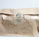 天然酵母の食パン専門店 つばめパン&Milk - 天然酵母"熟香"食パン（包装）