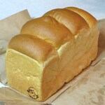 天然酵母の食パン専門店 つばめパン&Milk - 天然酵母"熟香"食パン
