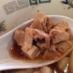 ケンチャンラーメン - 細切れチャーシュー