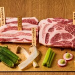 PRETTY PORK FACTORY & KATSUプリポー - 