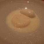 Point - メレンゲのブランマンジェ　アイスはいちご。