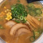 Aji Ten - 味噌拉麵的風味讓我一試成主顧